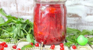 3 Jednoduché recepty na džem z červeného rybízu a jablek na zimu